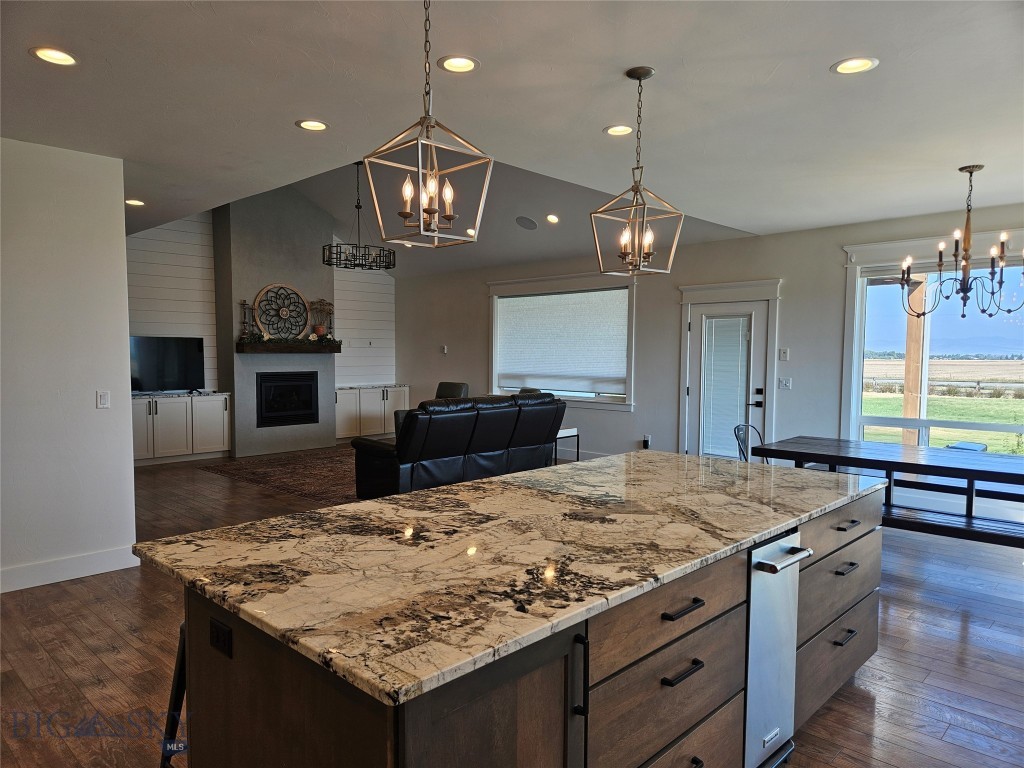 592 Stewart Loop, Bozeman MT 59718