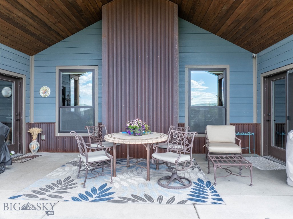 596 Arrow Trail, Bozeman MT 59718