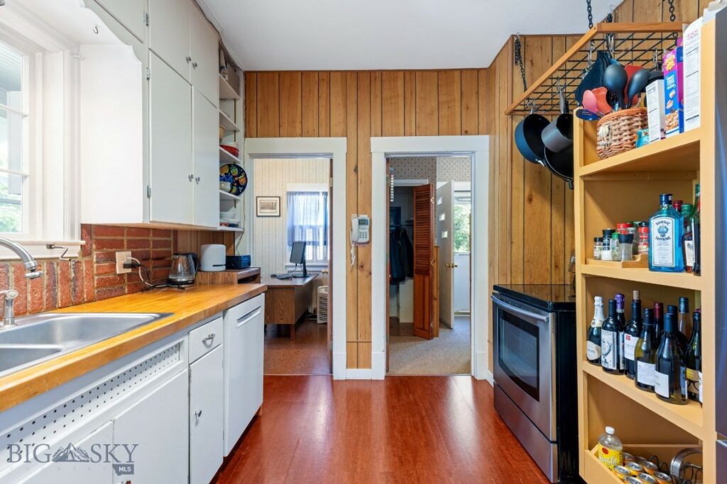 602 S 6th Avenue, Bozeman MT 59715
