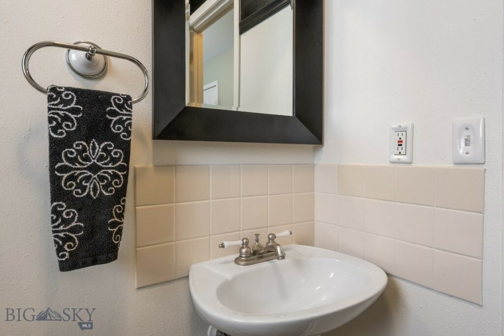 605 E Cameron Bridge, Bozeman MT 59718
