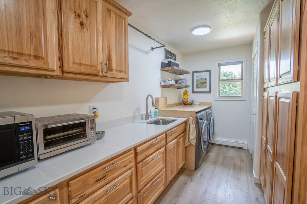 612 Candlelight Drive, Bozeman MT 59718