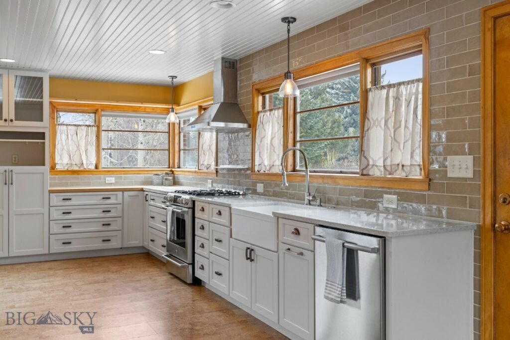 615 N 17th Avenue, Bozeman MT 59715