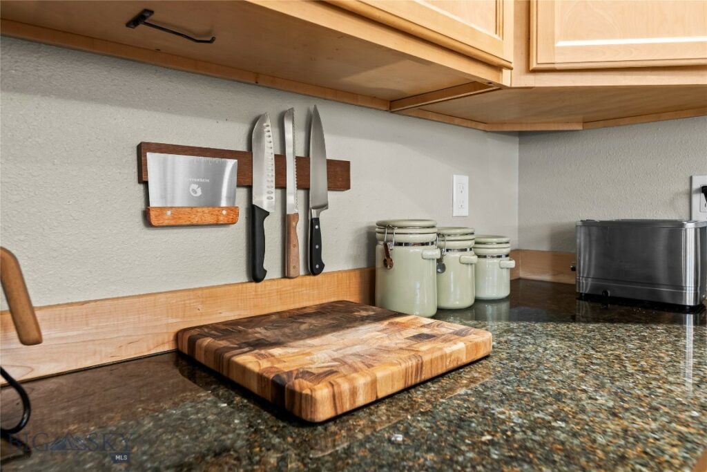 617 N 5th Avenue, Bozeman MT 59715