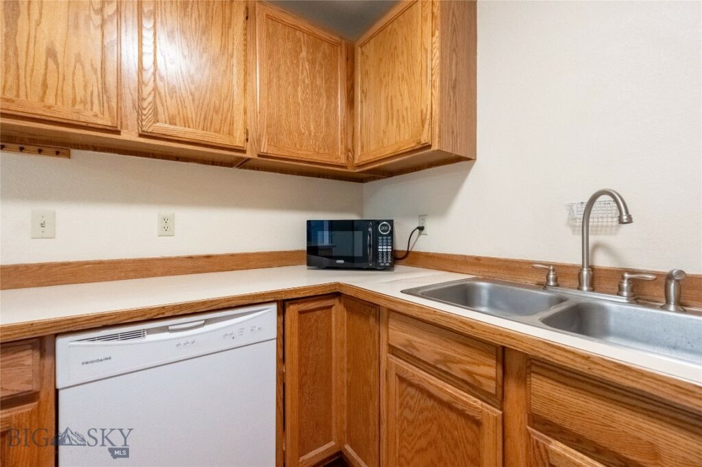 617 S 9th, Bozeman MT 59715