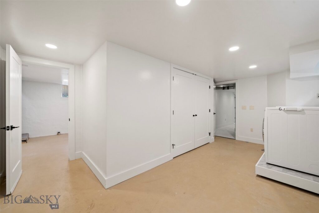 618 S 7th Avenue, Bozeman MT 59715