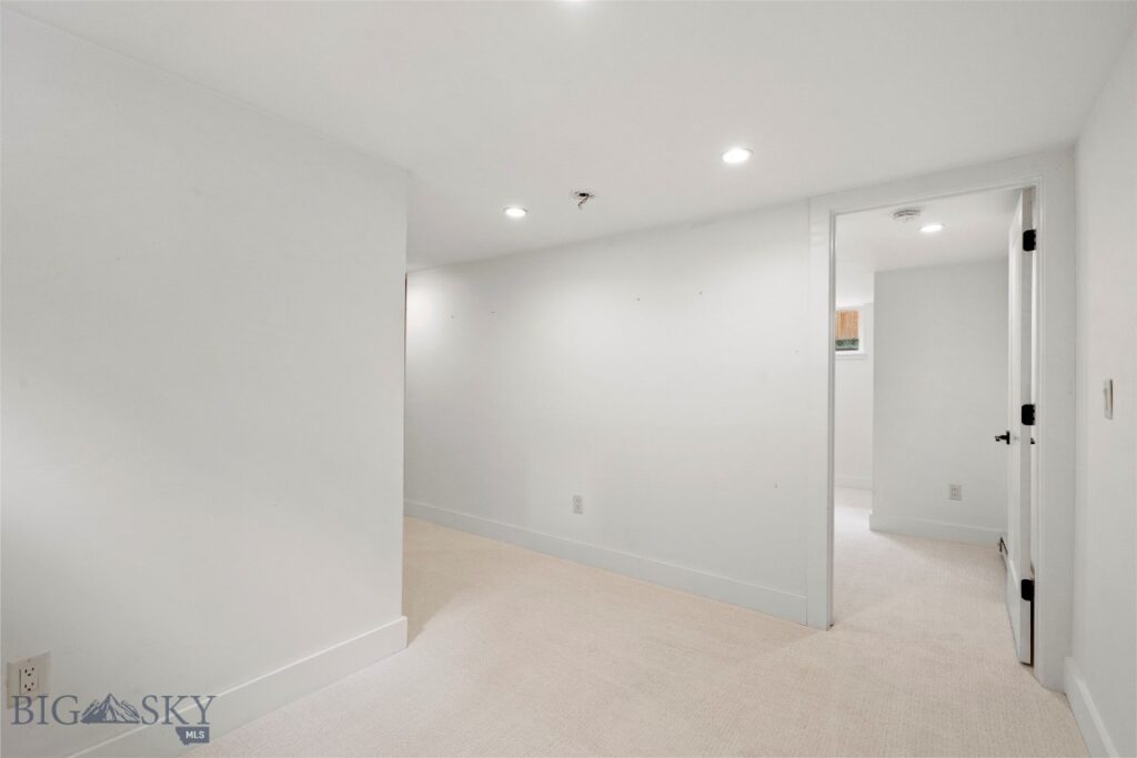 618 S 7th Avenue, Bozeman MT 59715