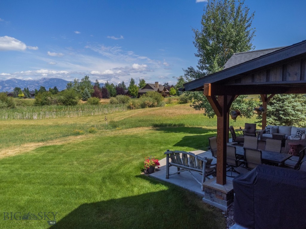 62 Brave Heart Loop, Bozeman MT 59718