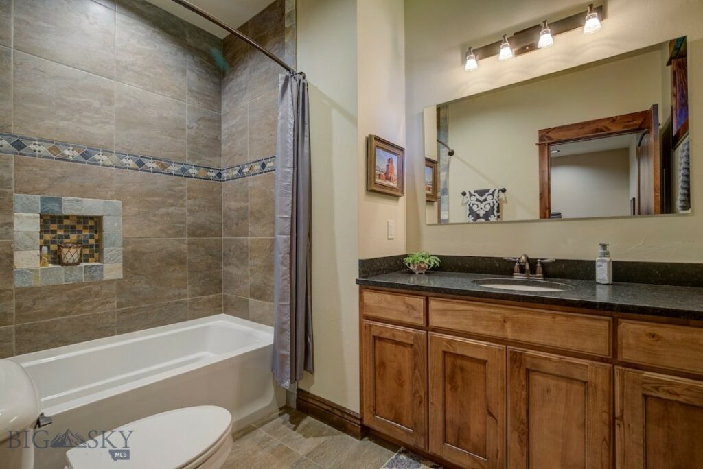 62 Brave Heart Loop, Bozeman MT 59718