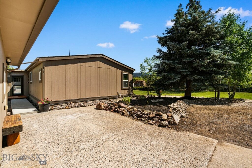 6218 Shadow Circle, Bozeman MT 59715