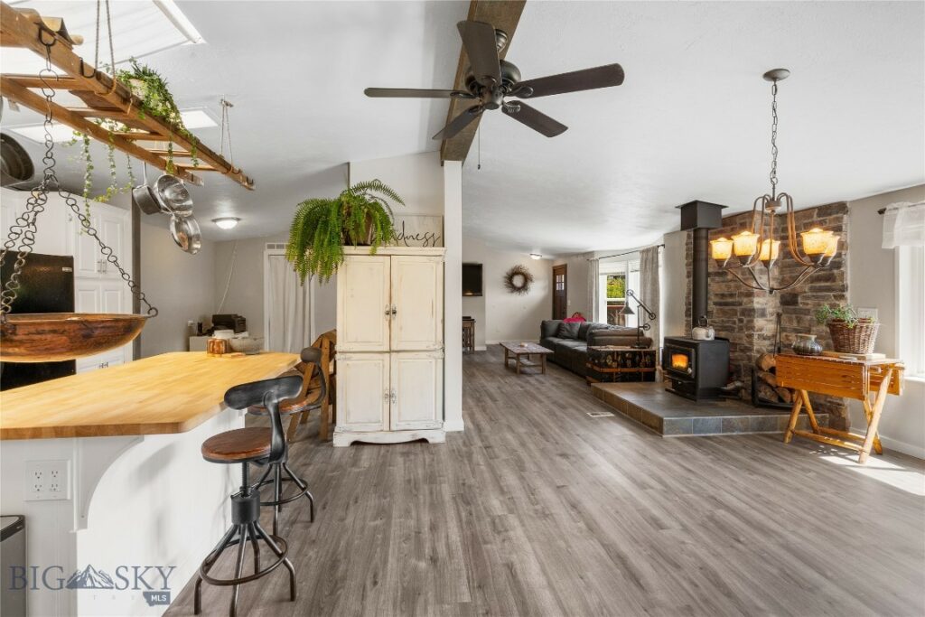 6218 Shadow Circle, Bozeman MT 59715