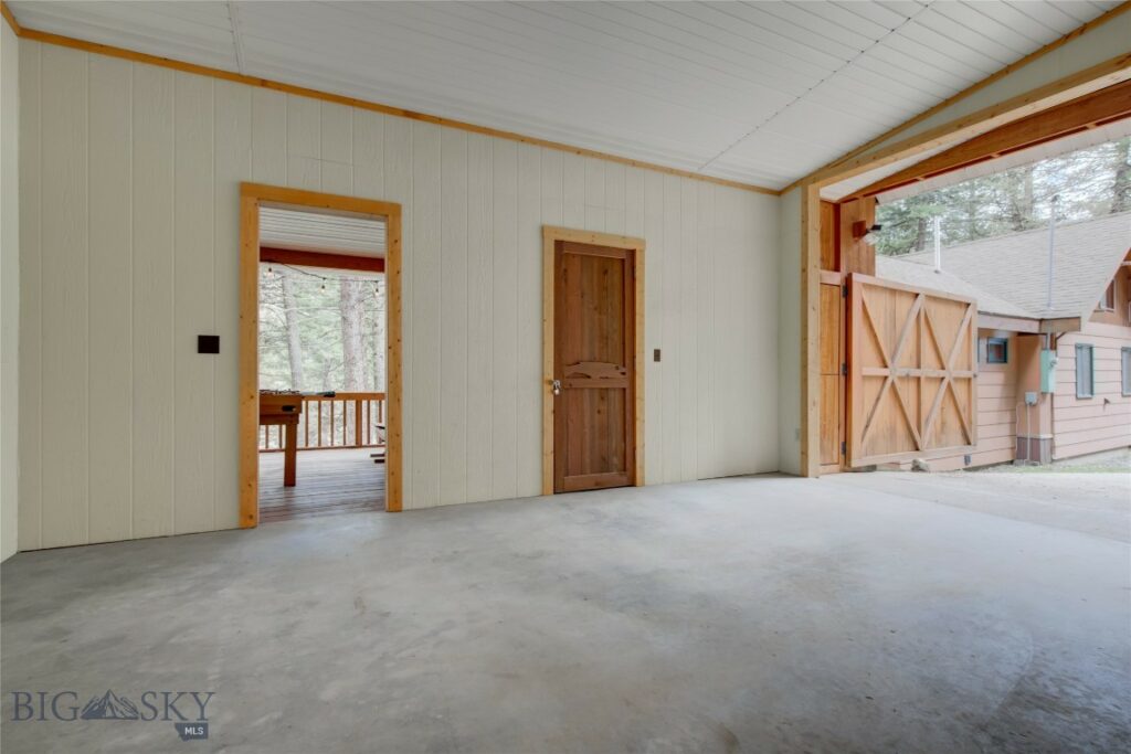 63921 Gallatin Road, Bozeman MT 59730