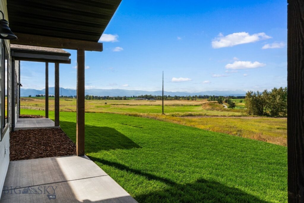 64 Horseshoe Loop, Bozeman MT 59718