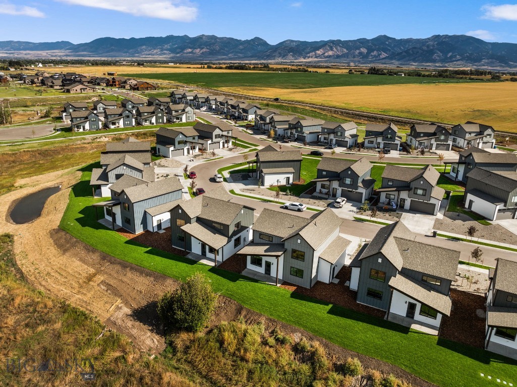 64 Horseshoe Loop, Bozeman MT 59718