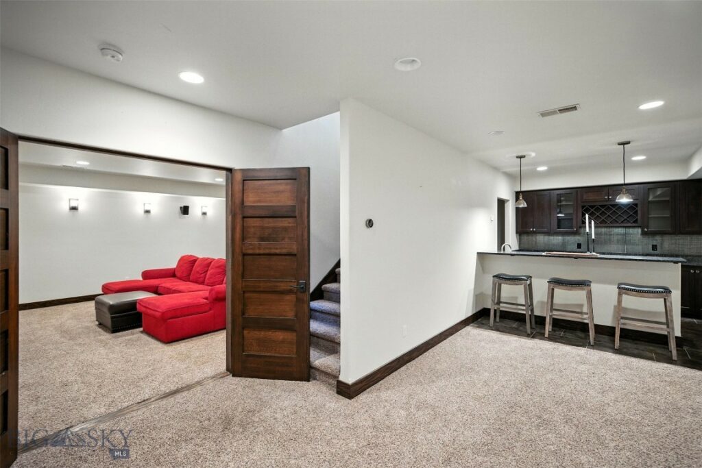65 Hyalite Ranch Lane, Bozeman MT 59718