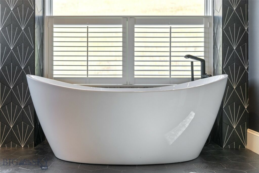 65 Naya Nuki Drive, Bozeman MT 59715