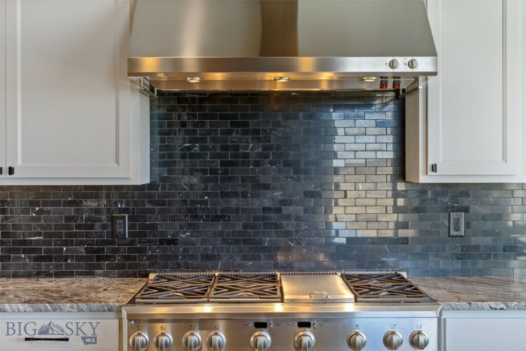 65 Naya Nuki Drive, Bozeman MT 59715