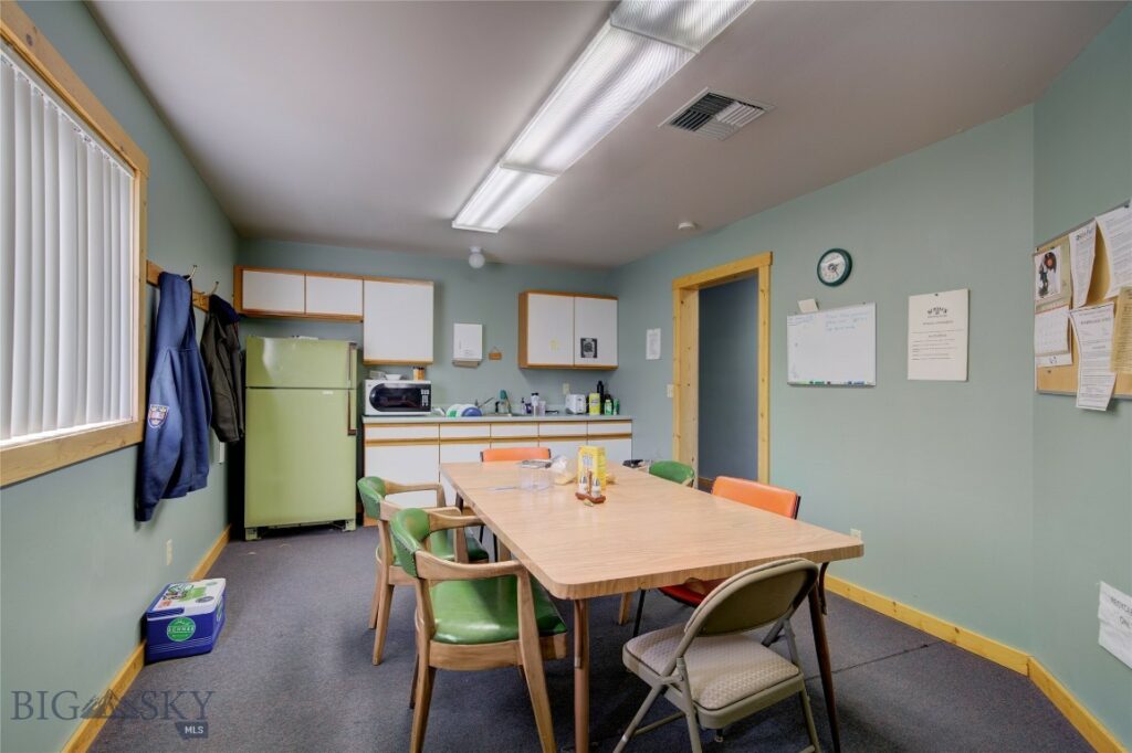 6597 Falcon Lane, Bozeman MT 59718