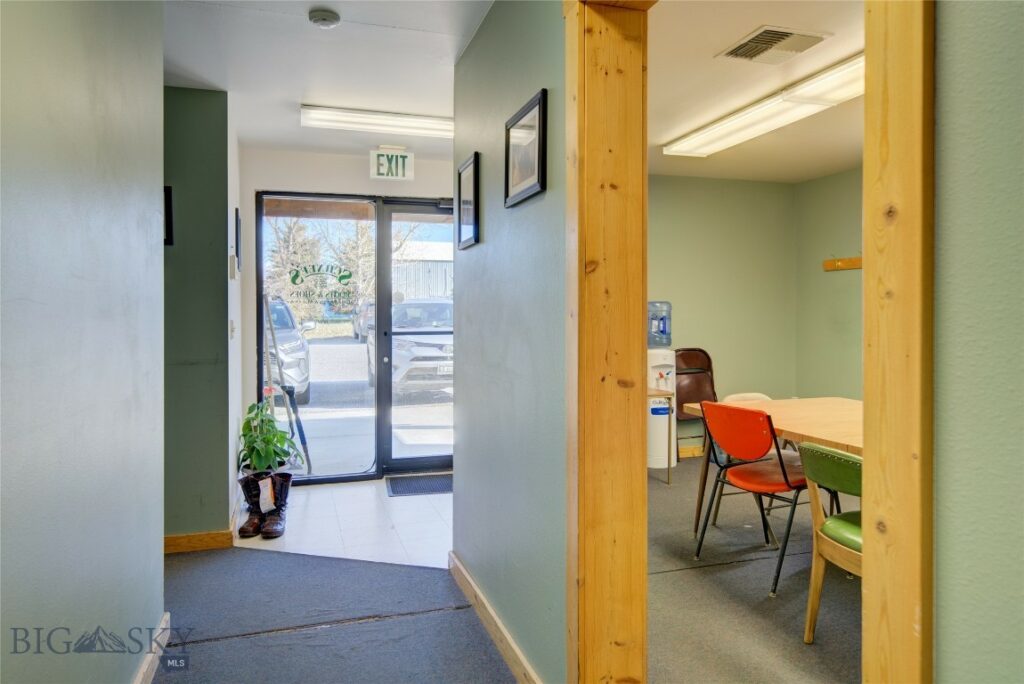 6597 Falcon Lane, Bozeman MT 59718