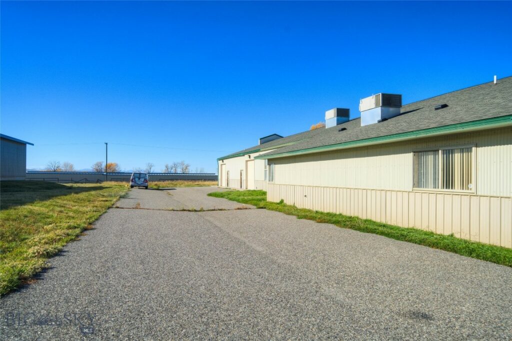 6597 Falcon Lane, Bozeman MT 59718