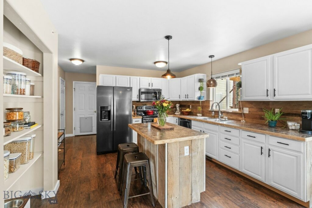 66 Aspenwood Drive, Bozeman MT 59718