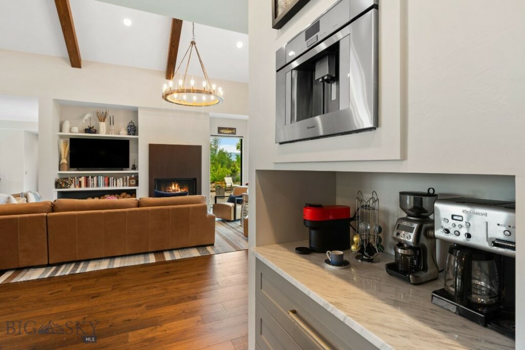 676 Tillyfour, Bozeman MT 59718