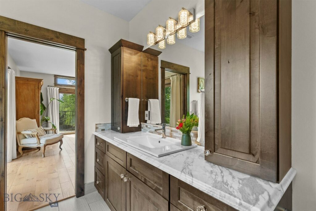 68 Sky Light Court, Bozeman MT 59715