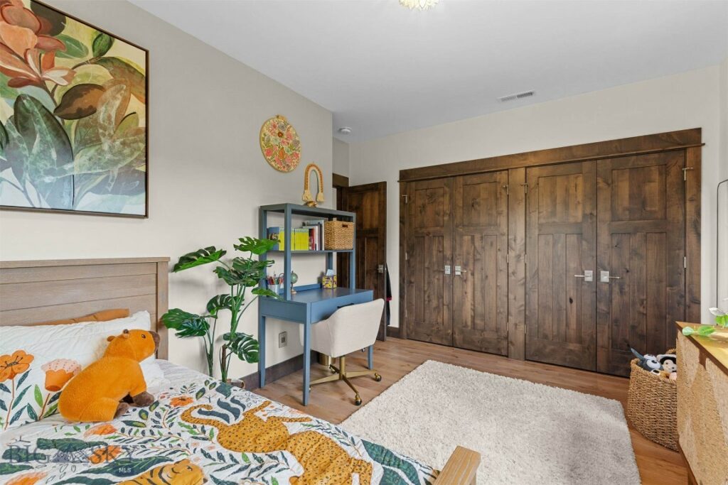 68 Sky Light Court, Bozeman MT 59715
