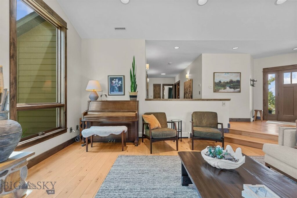 68 Sky Light Court, Bozeman MT 59715