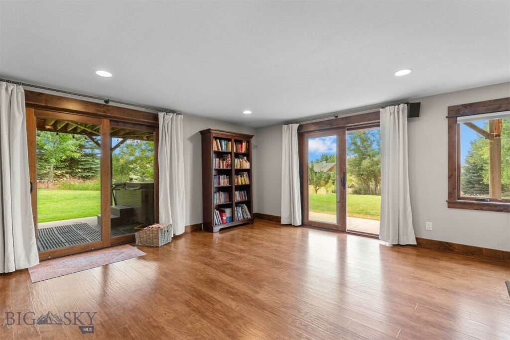 68 Sky Light Court, Bozeman MT 59715