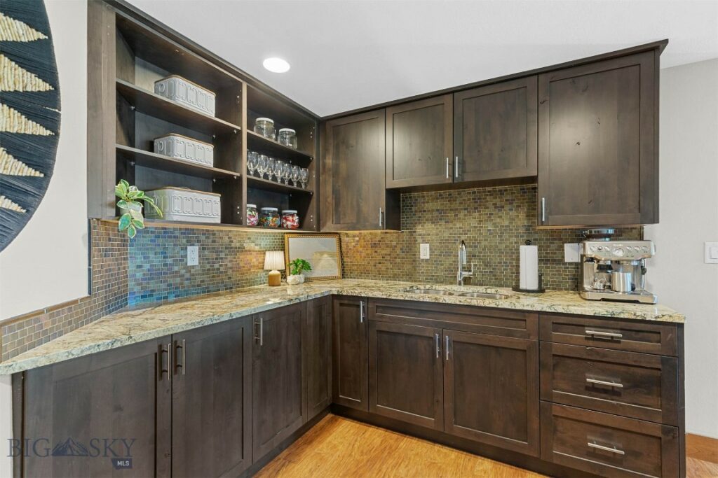 68 Sky Light Court, Bozeman MT 59715
