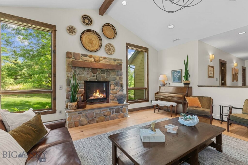 68 Sky Light Court, Bozeman MT 59715