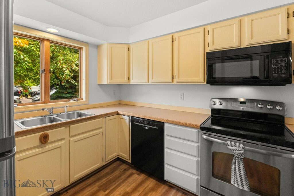 707 S 15th Avenue, Bozeman MT 59715