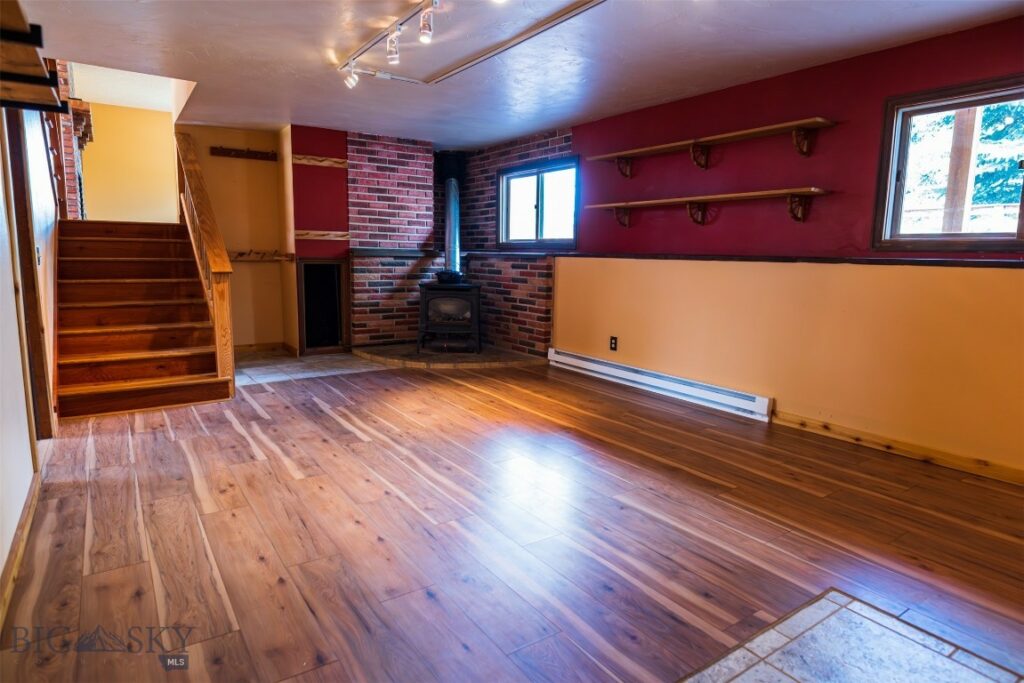 7203 Clark, Bozeman MT 59715