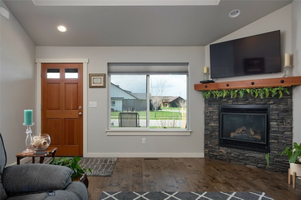 721 Stewart Loop, Bozeman MT 59718