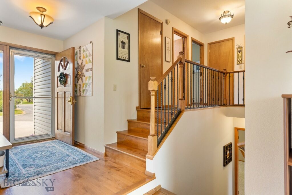 730 Painted Canyon Drive, Bozeman MT 59718