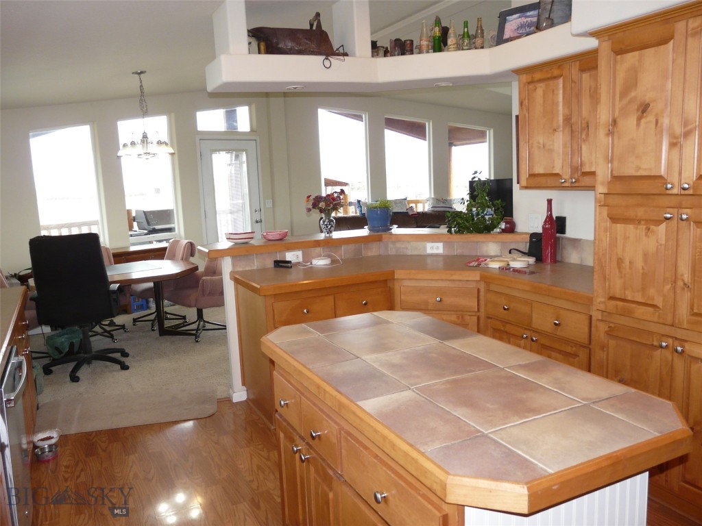 7543 Fowler Lane, Bozeman MT 59718