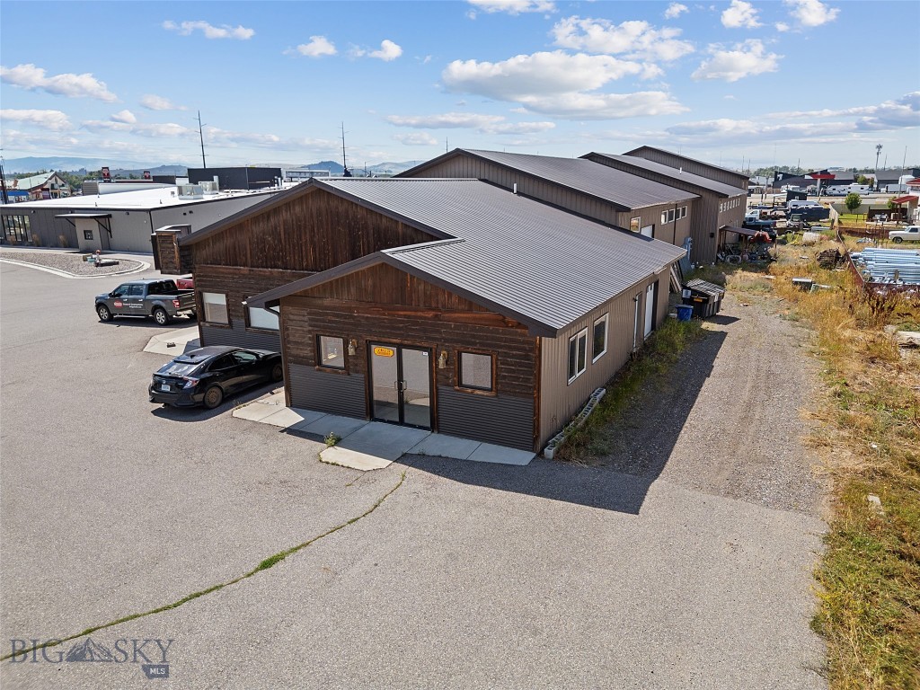 7675 Shedhorn Drive, Bozeman MT 59718