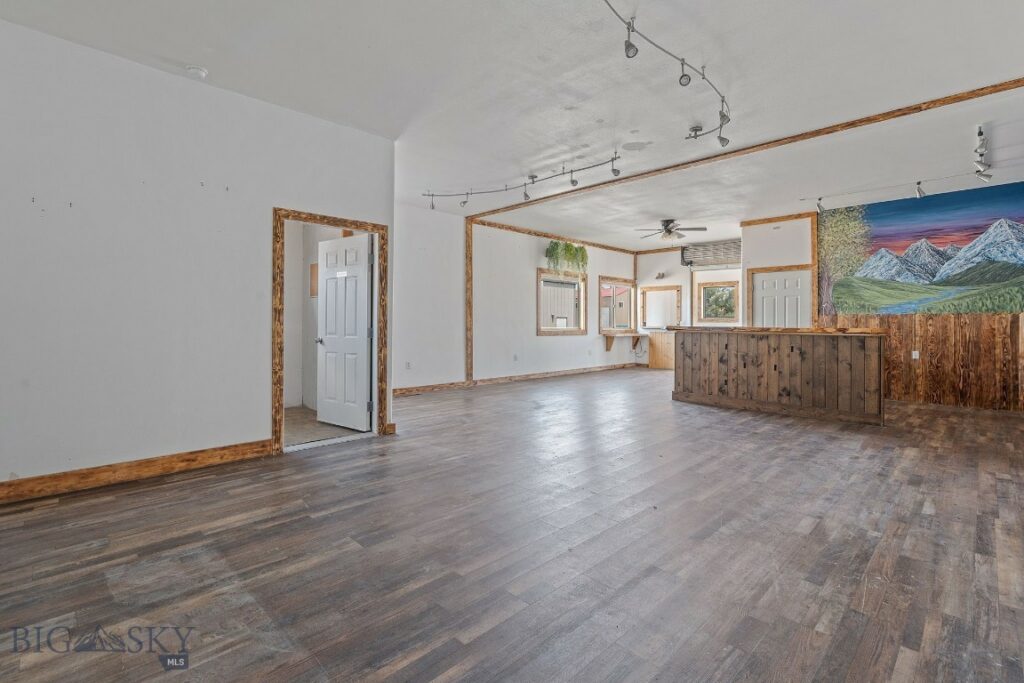 7675 Shedhorn Drive, Bozeman MT 59718