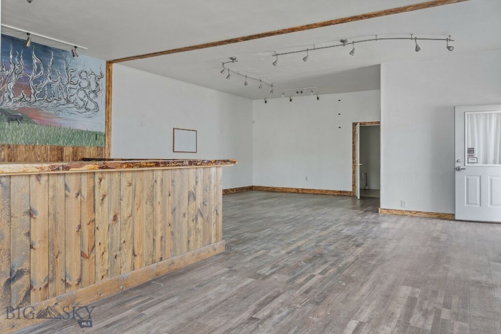 7675 Shedhorn Drive, Bozeman MT 59718