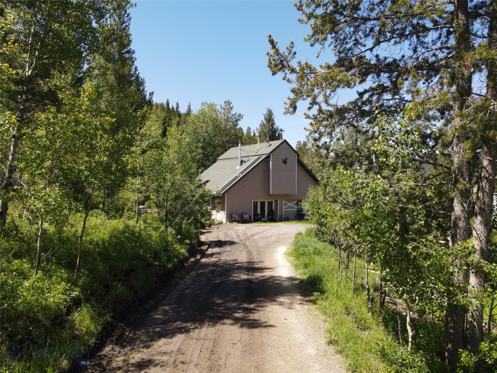 770 Mountain Moose Road, Bozeman MT 59715