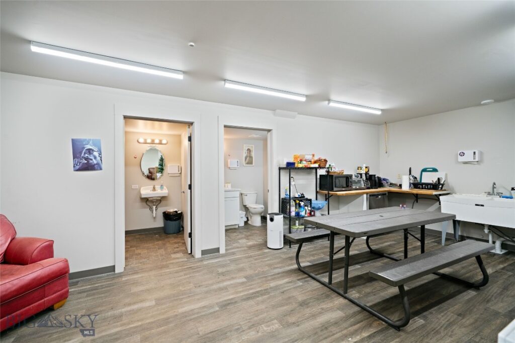 7795 Thorpe Road, Bozeman MT 59718