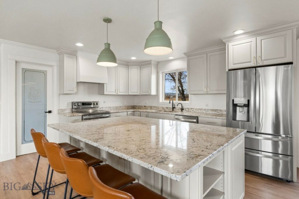 7849 Cottonwood Road, Bozeman MT 59718