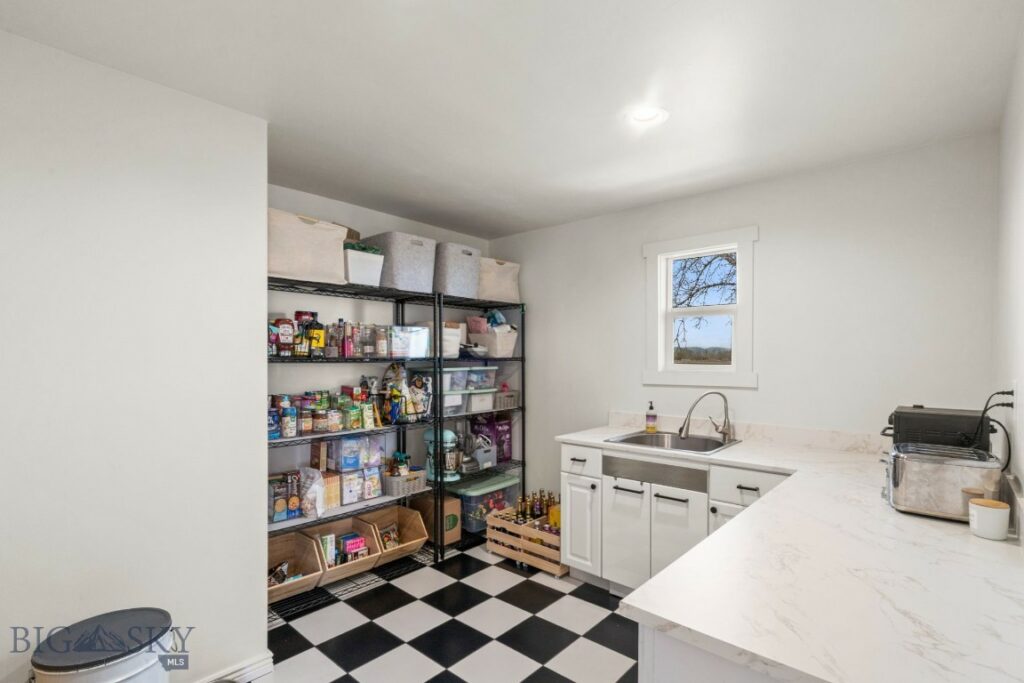 7849 Cottonwood Road, Bozeman MT 59718