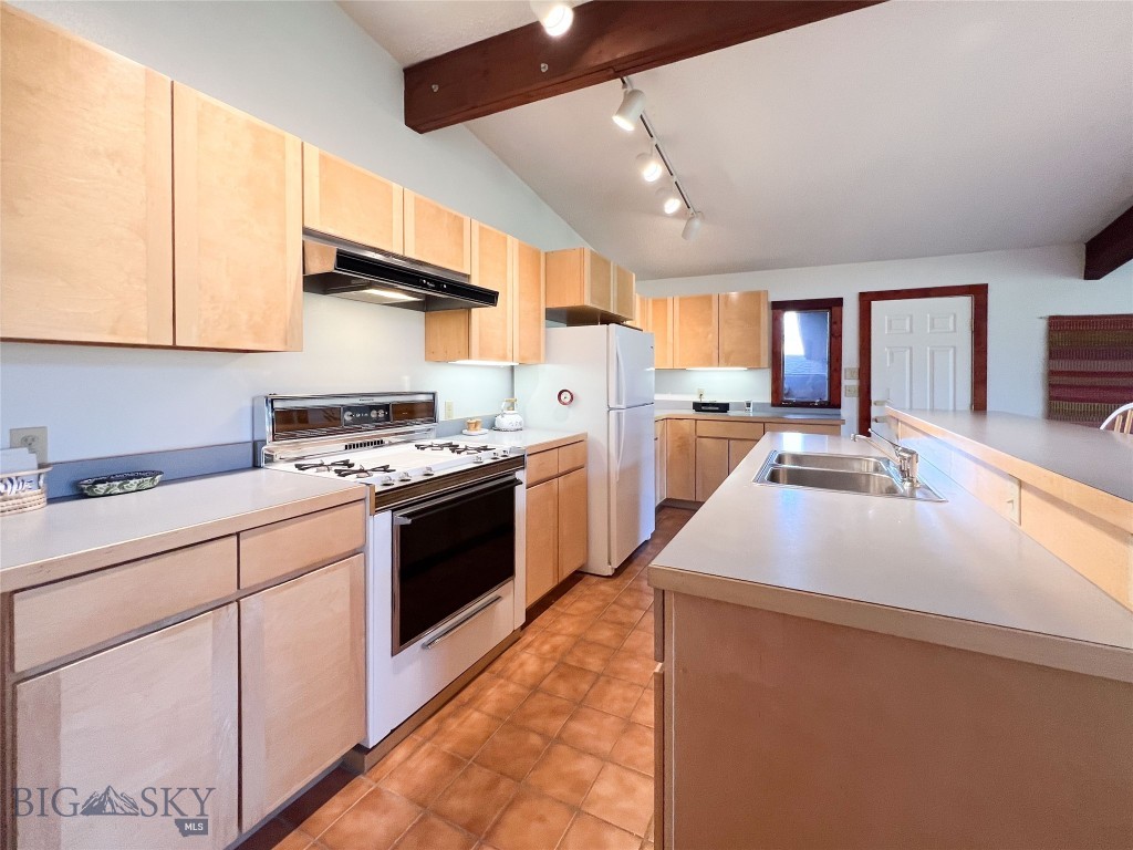 7900 Nash Road, Bozeman MT 59715