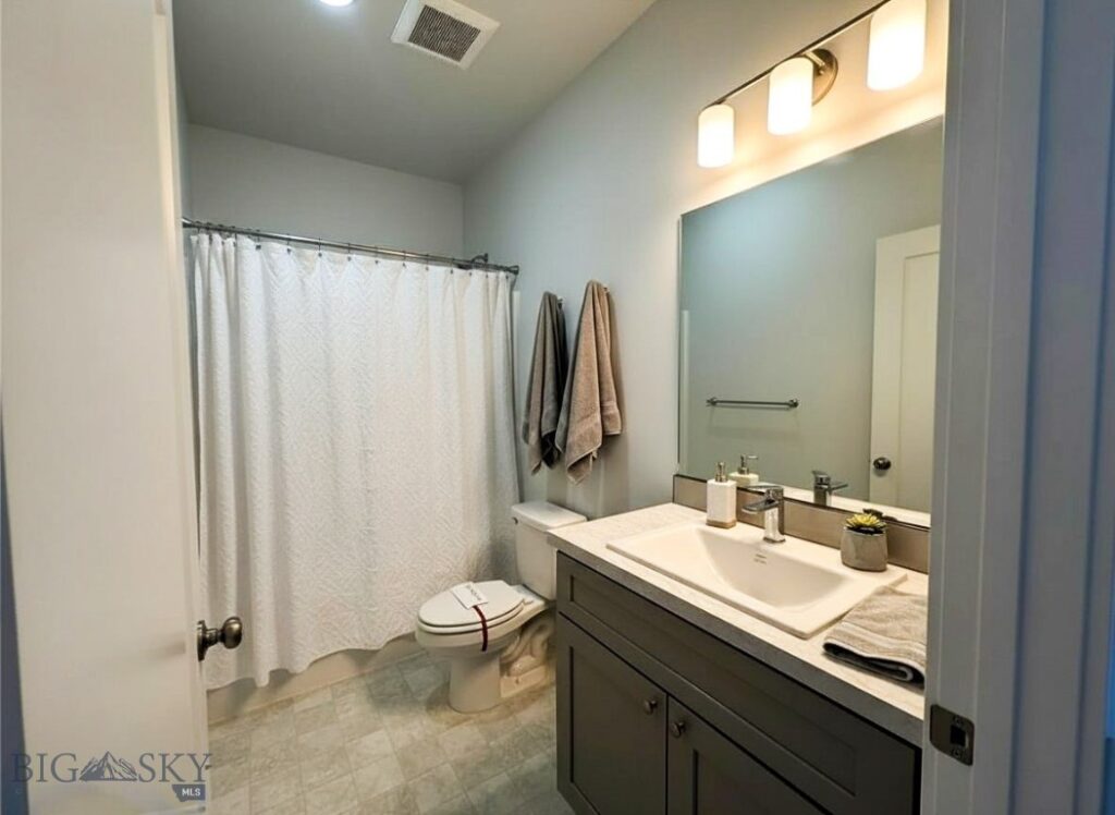 8 N Reliance Ave, Bozeman MT 59718