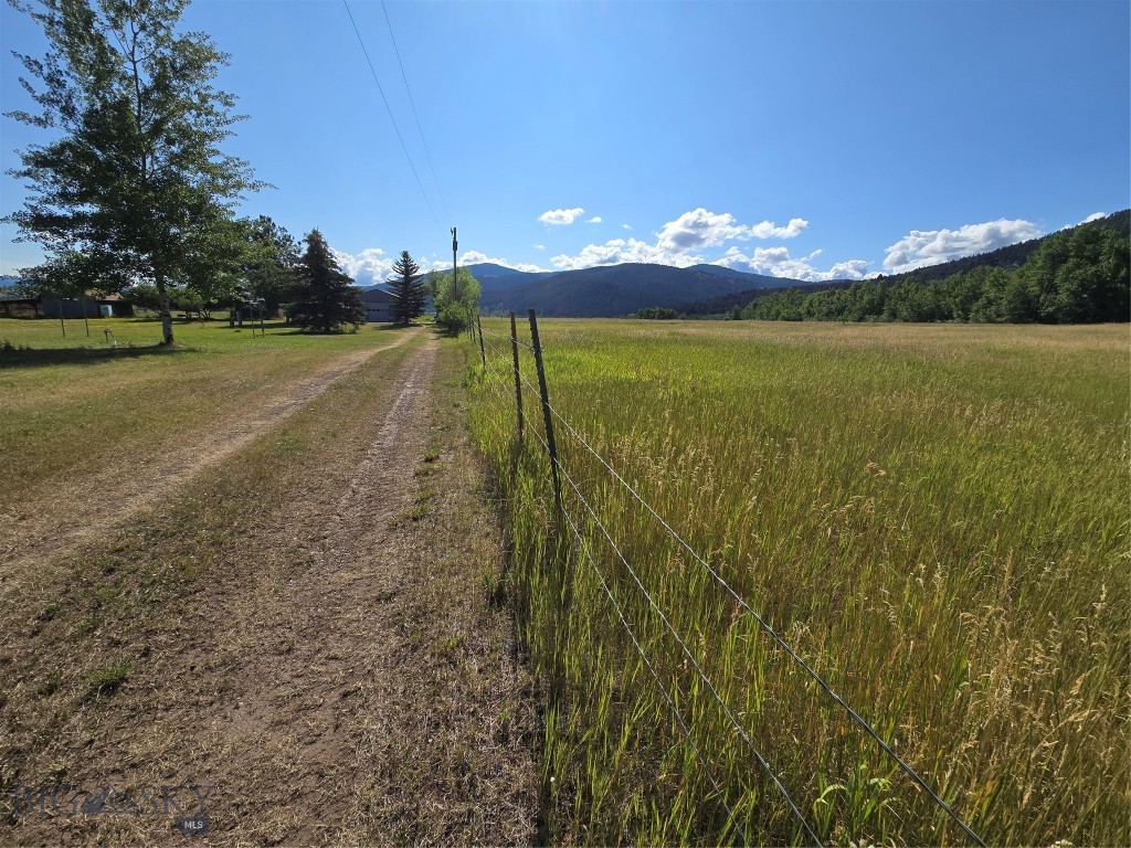 8050 S Leverich Road, Bozeman MT 59715