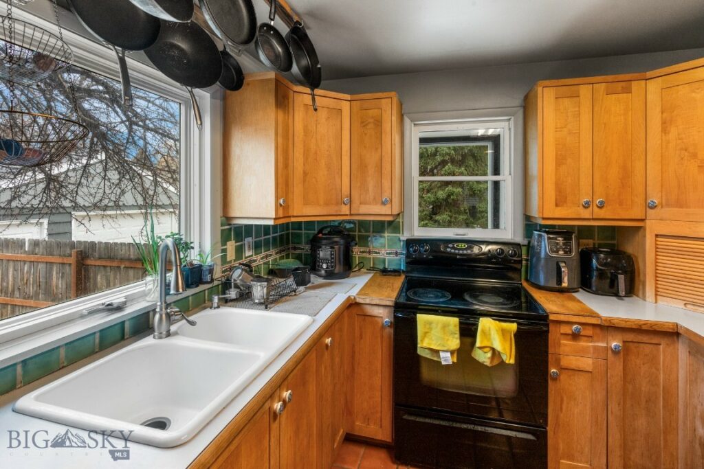 810 S 7th, Bozeman MT 59715