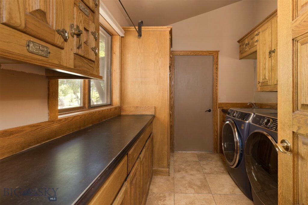 8181 Rolling Hills, Bozeman MT 59715