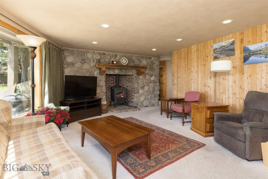 8181 Rolling Hills, Bozeman MT 59715