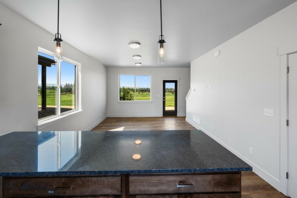 82 Horseshoe Loop, Bozeman MT 59718